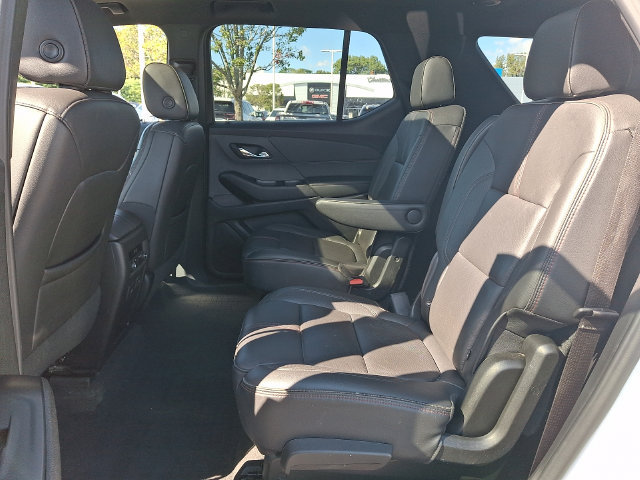 Used 2023 Chevrolet Traverse RS w/ LPO, Floor Liner Package AWD/4WD image 18