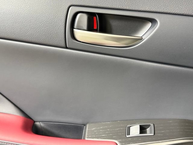 Used 2025 Lexus IS 300 w/ Premium Package RWD image 27