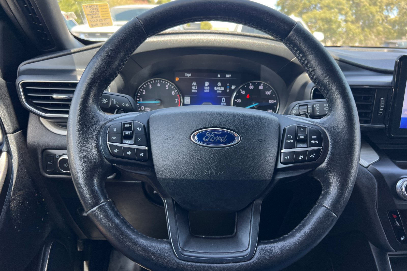 Used 2020 Ford Explorer XLT w/ Equipment Group 202A AWD/4WD image 25