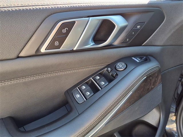 Used 2023 BMW X5 xDrive40i image 17