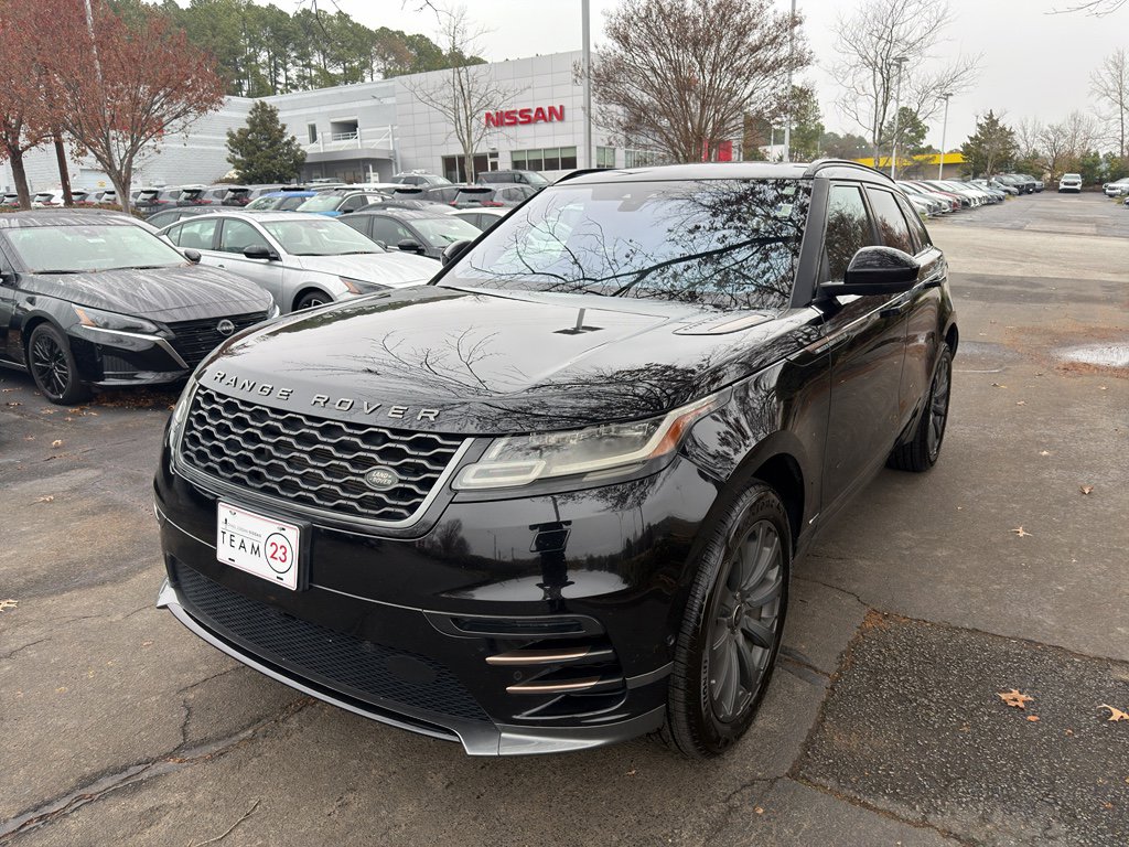 Used 2019 Land Rover Range Rover Velar R-Dynamic SE image 3