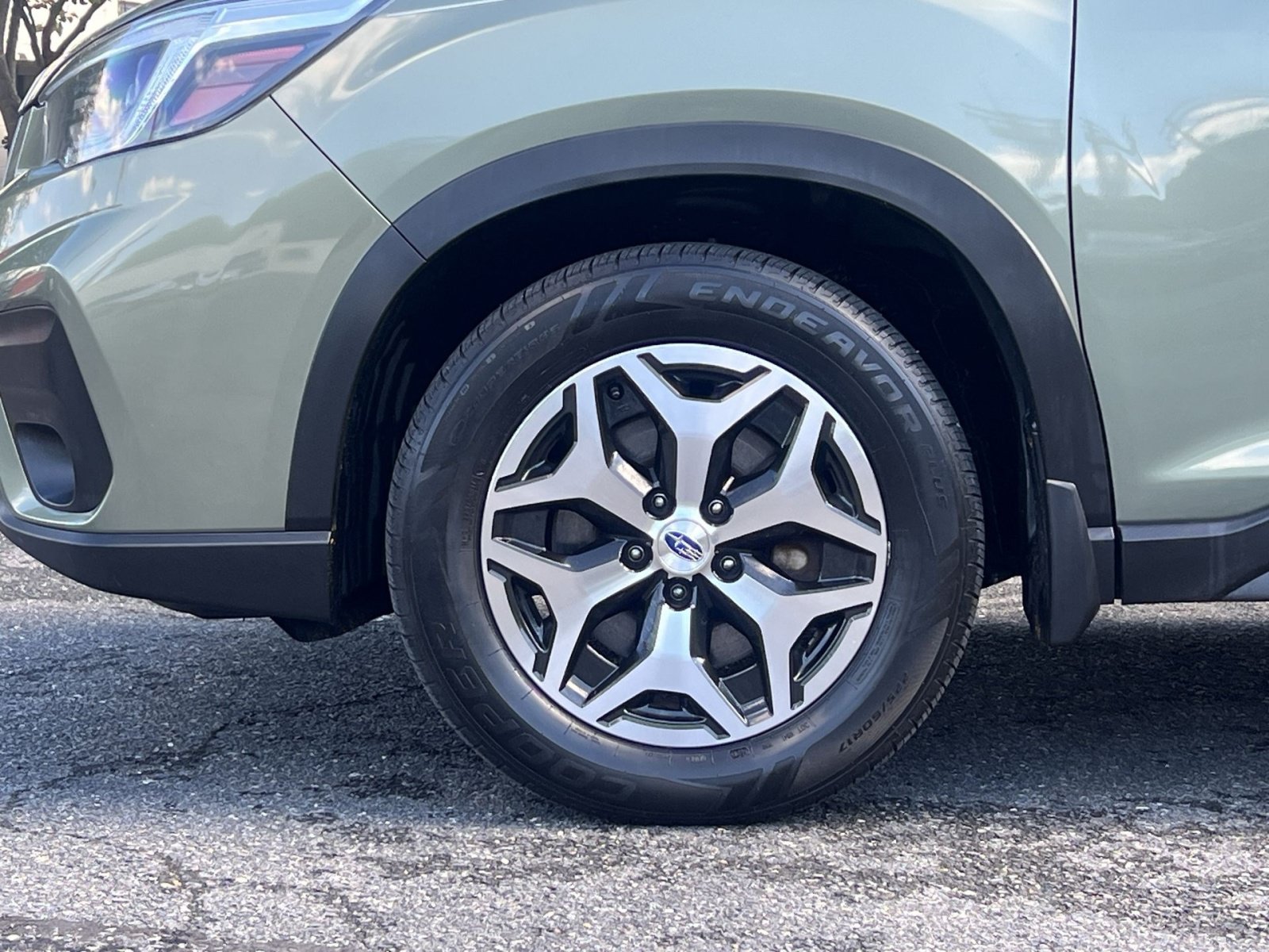 Used 2021 Subaru Forester Premium AWD/4WD image 11