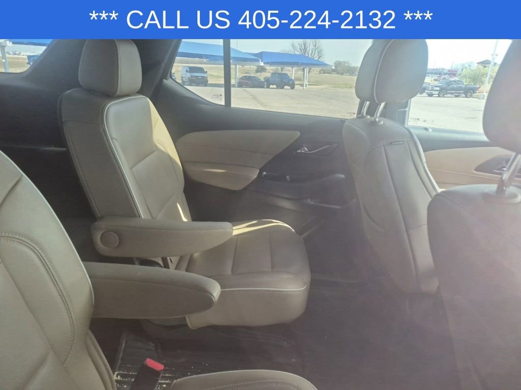 Used 2023 Chevrolet Traverse Premier image 25
