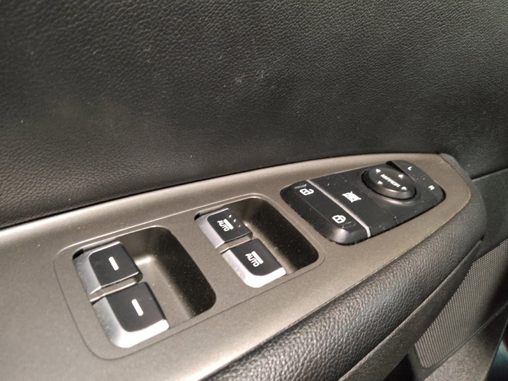 Used 2020 Kia Optima SE FWD image 27