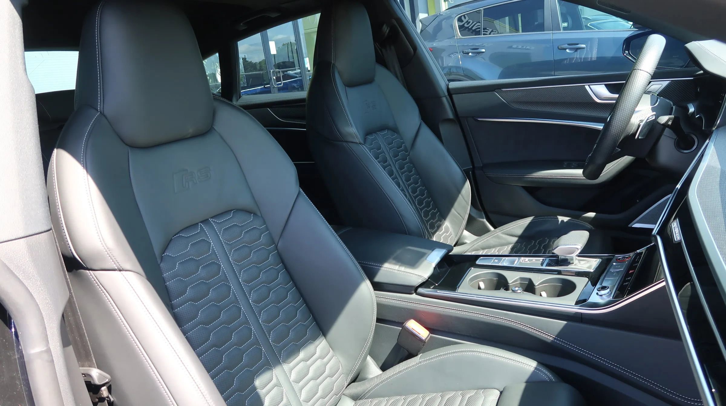 Used 2024 Audi RS 7 Performance w/ Matte Carbon Package AWD/4WD image 29