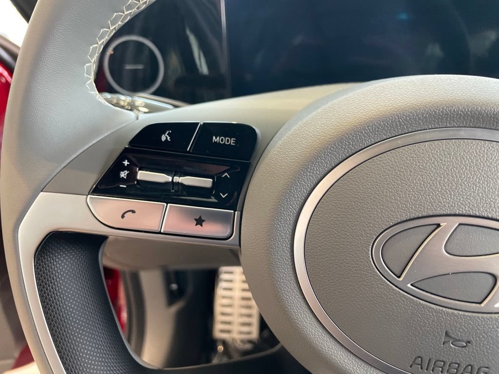 New 2026 Hyundai Elantra SEL FWD image 16