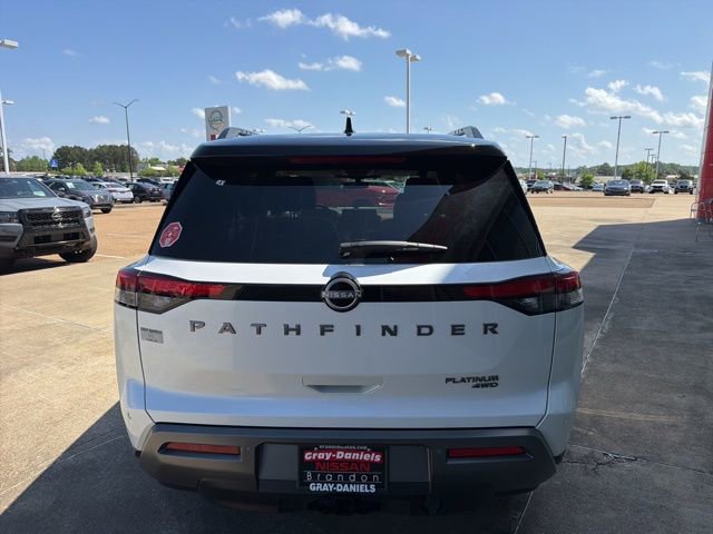 New 2026 Nissan Pathfinder Platinum AWD/4WD image 3