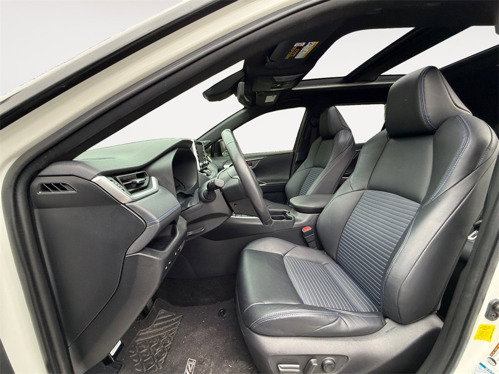 Used 2020 Toyota RAV4 XSE image 12