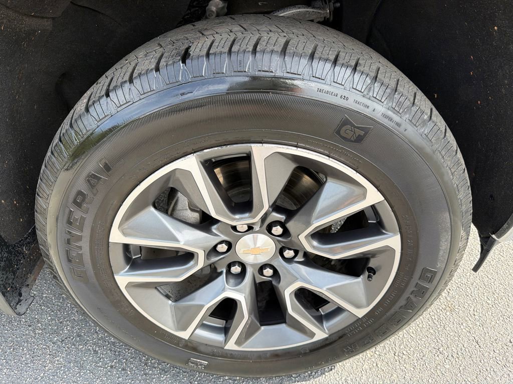 Used 2022 Chevrolet Silverado 1500 LT image 12