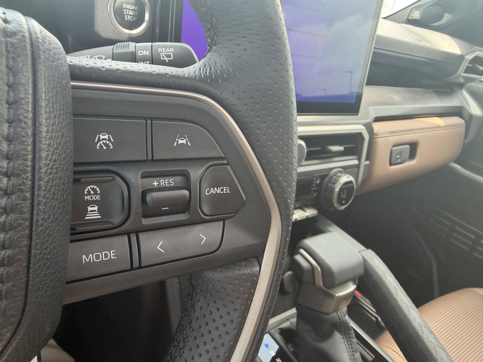 Used 2026 Toyota 4Runner Limited AWD/4WD image 25