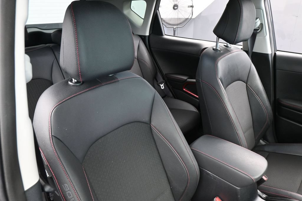 Used 2024 Kia Soul GT-Line FWD image 40