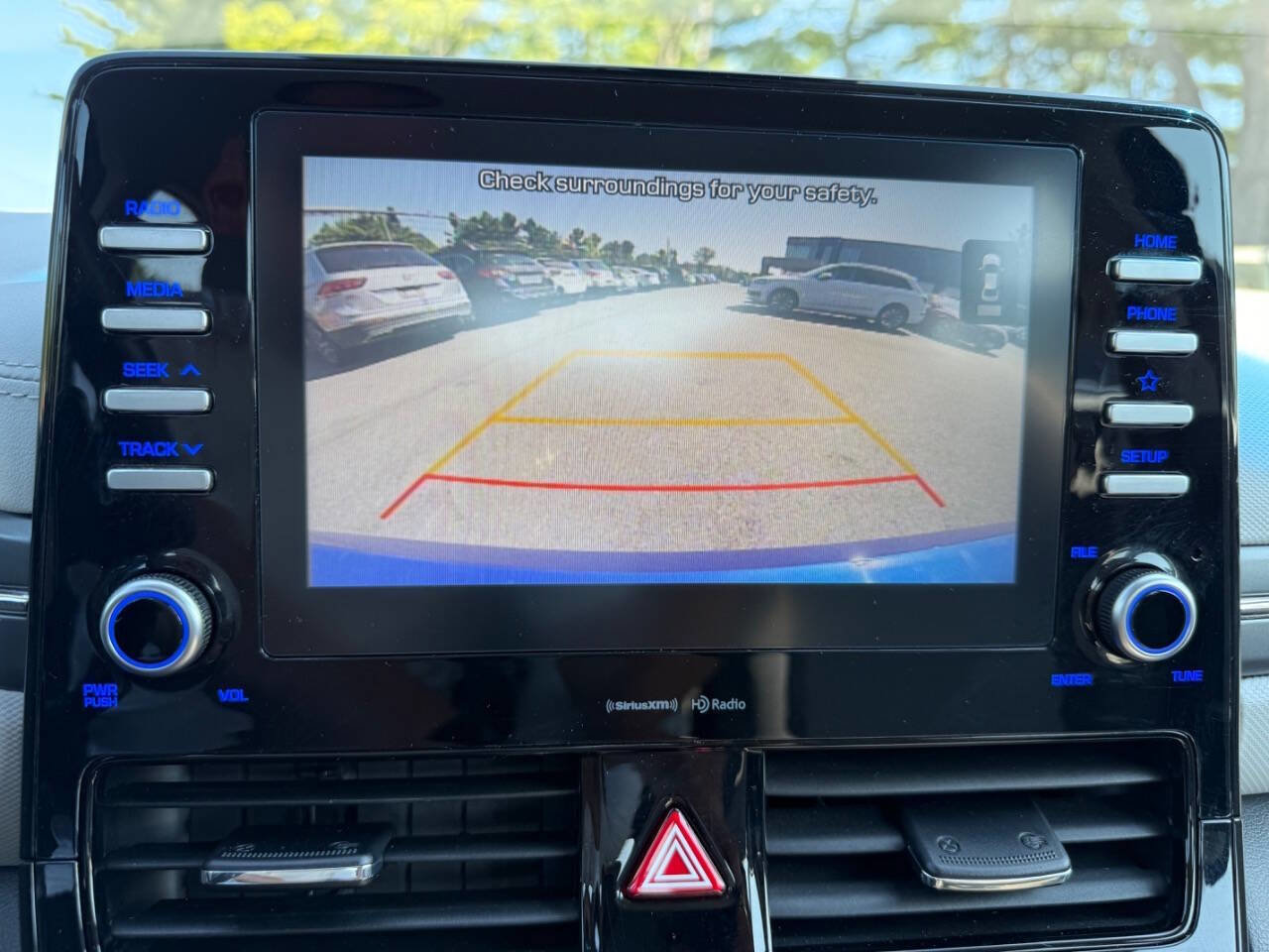 Used 2020 Hyundai Ioniq SEL image 21