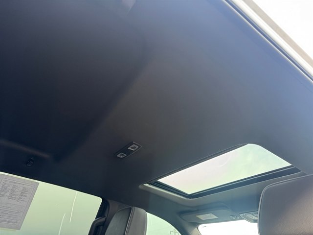 Used 2024 GMC Sierra 3500 Denali w/ Denali Reserve Package image 18