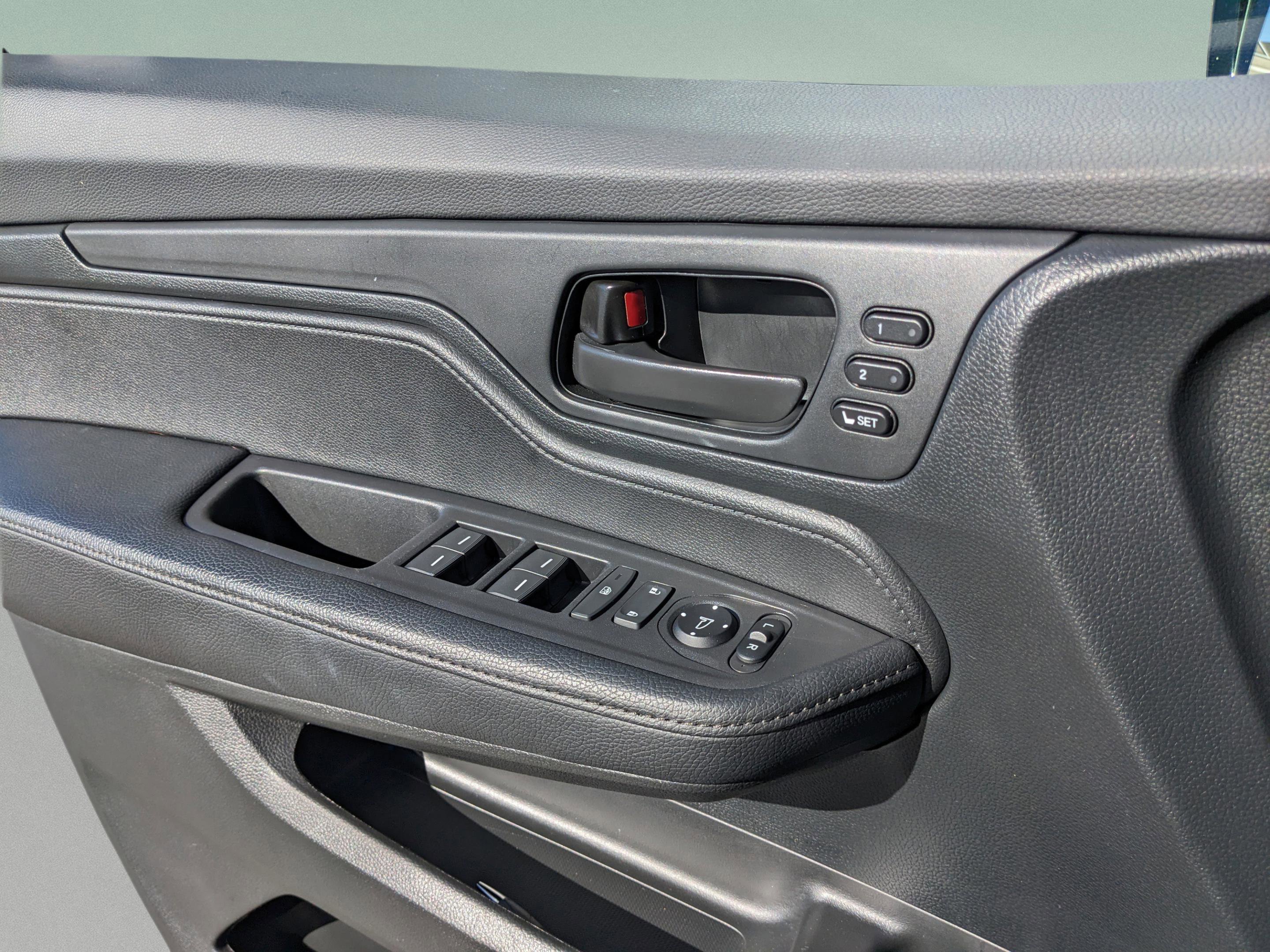 Used 2023 Honda Odyssey Sport image 19