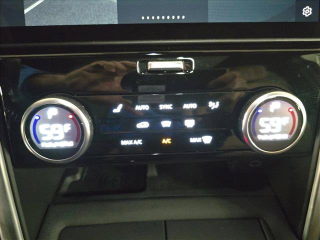 New 2025 Land Rover Discovery Dynamic SE AWD/4WD image 24