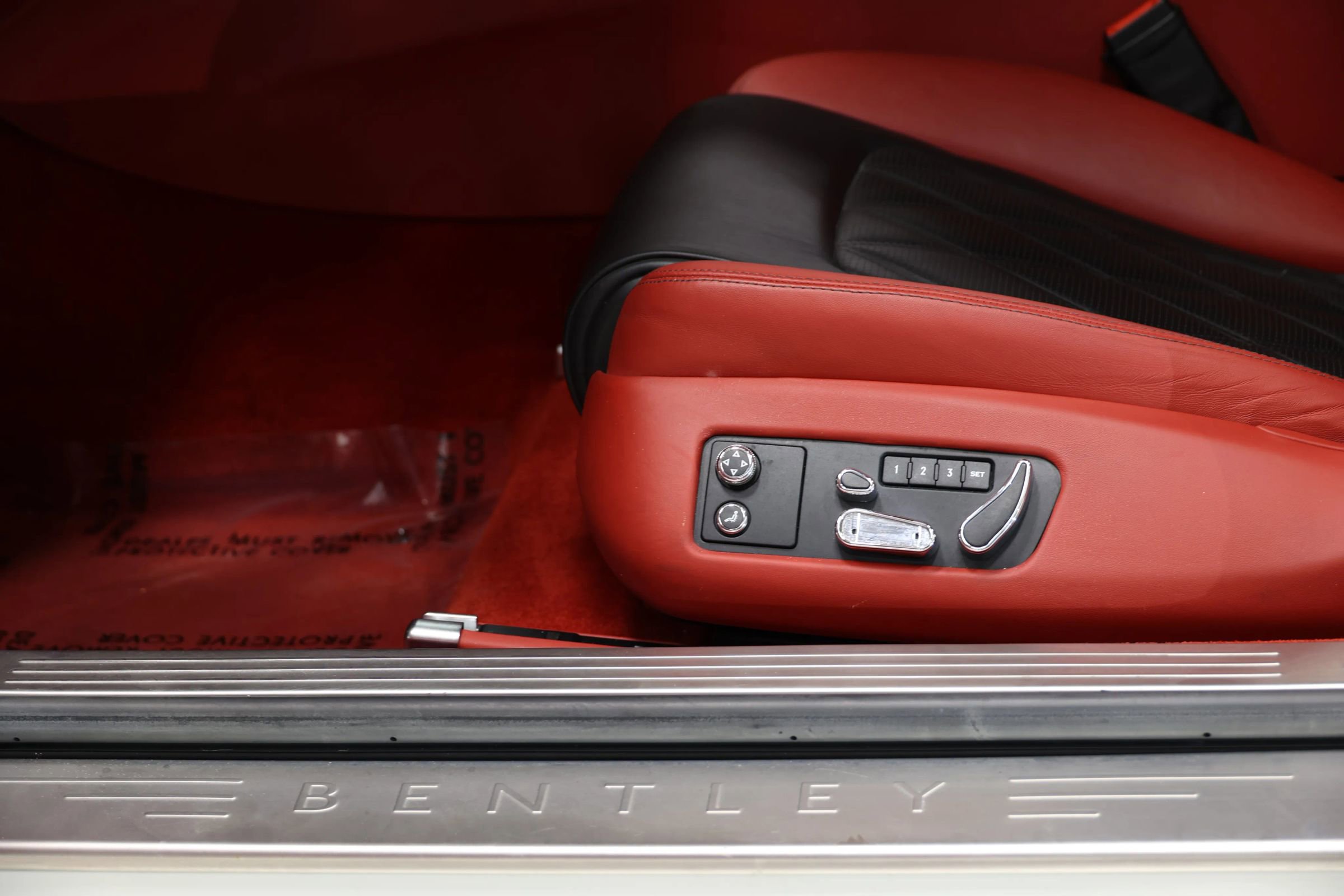 Used 2013 Bentley Continental GT image 14
