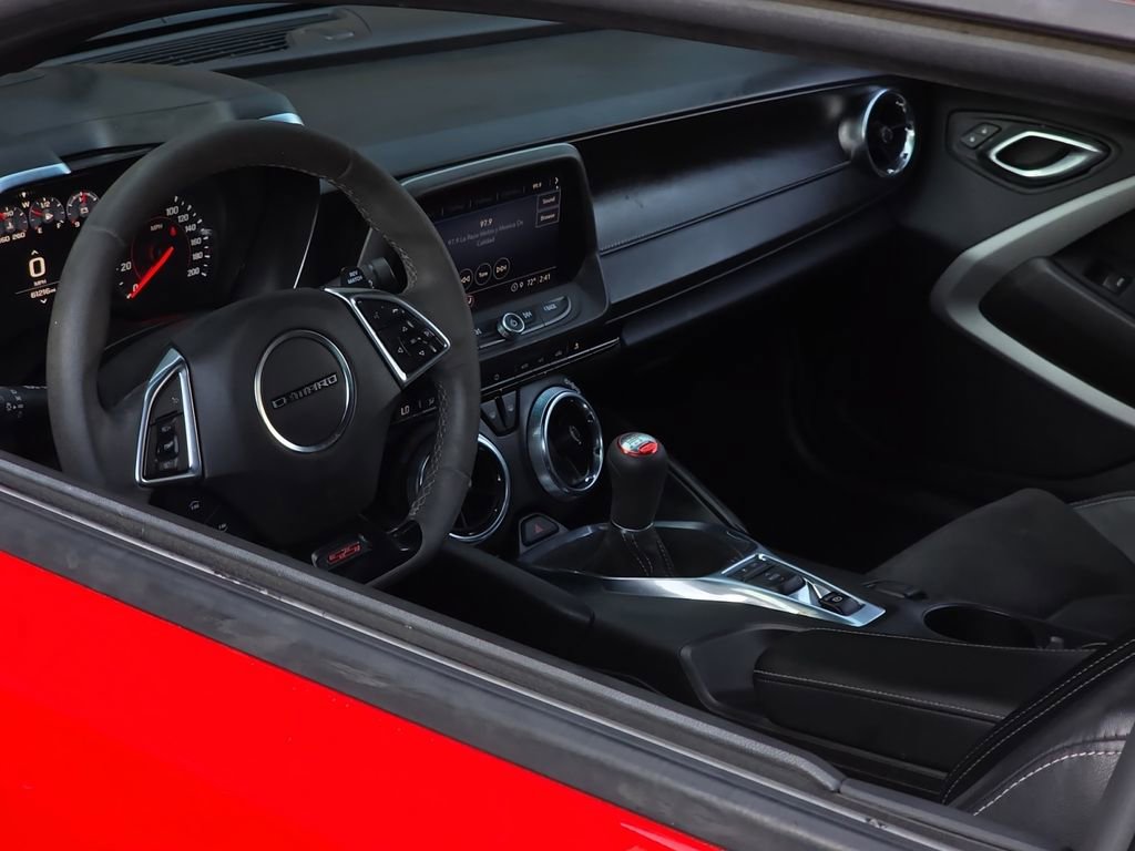 Used 2021 Chevrolet Camaro SS RWD image 18