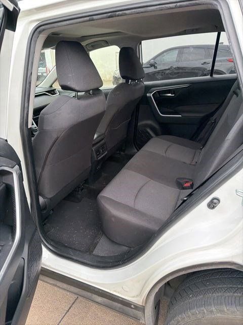 Certified 2019 Toyota RAV4 XLE FWD image 6
