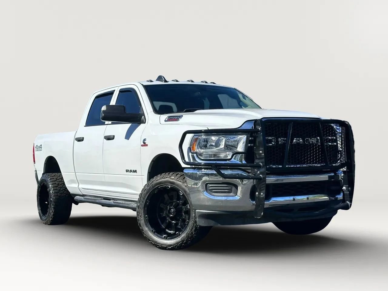 Used 2020 RAM 2500 Tradesman w/ Chrome Appearance Group AWD/4WD image 9
