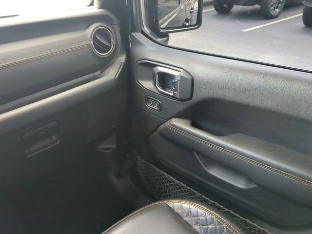 Used 2023 Jeep Gladiator Overland AWD/4WD image 19