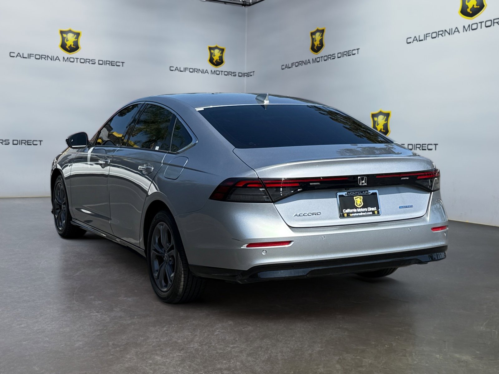 Used 2023 Honda Accord EX-L image 3