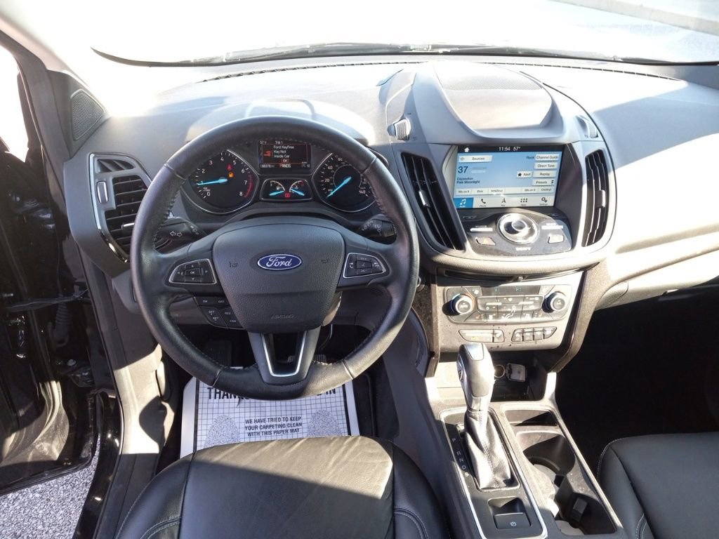 Used 2019 Ford Escape Titanium image 23