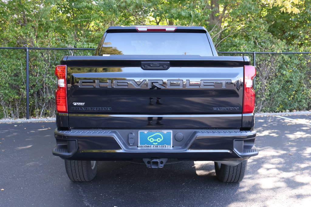 Certified 2024 Chevrolet Silverado 1500 Custom w/ LPO, Dark Essentials Package AWD/4WD image 9