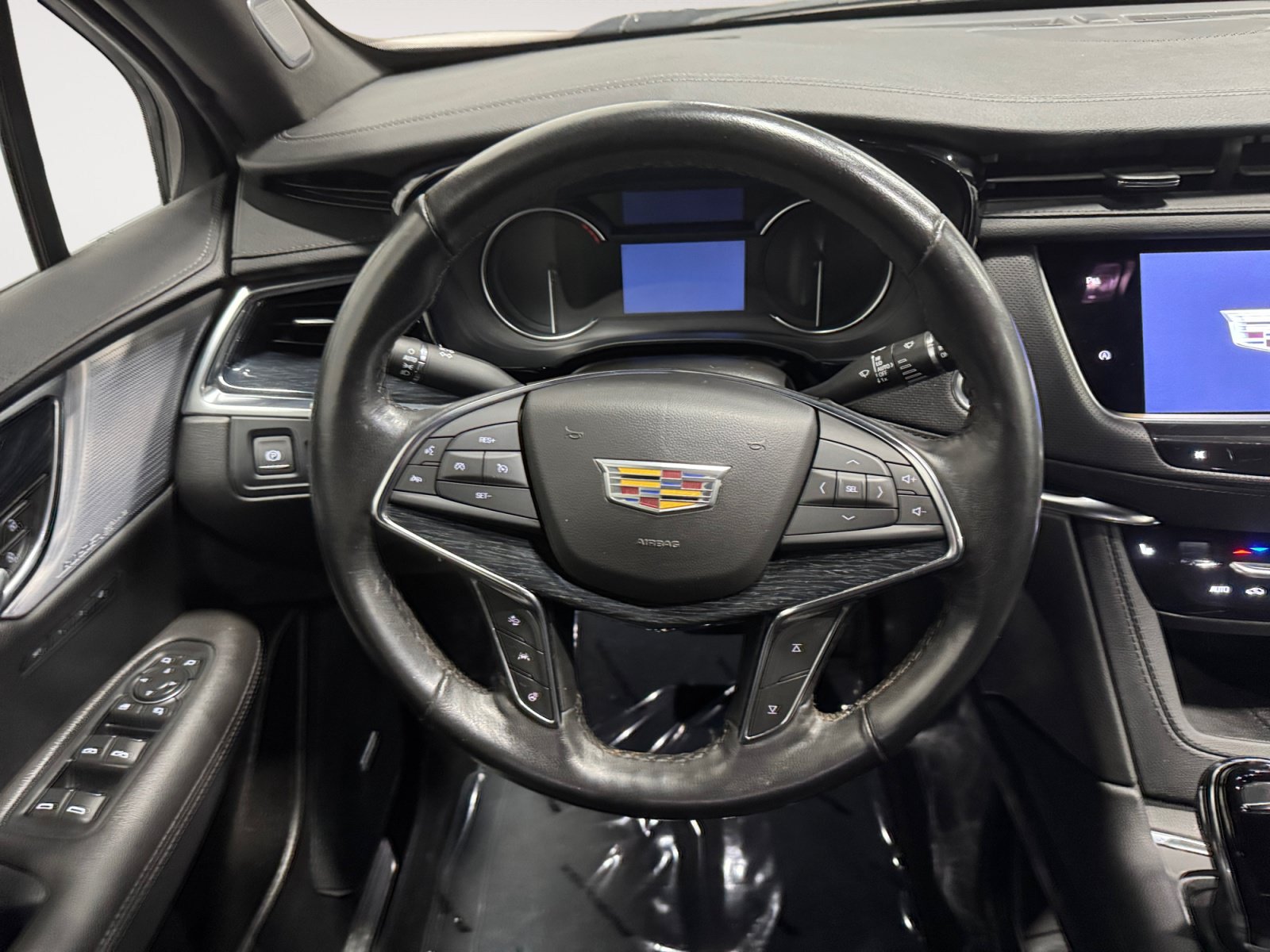 Used 2024 Cadillac XT5 Premium Luxury FWD image 12