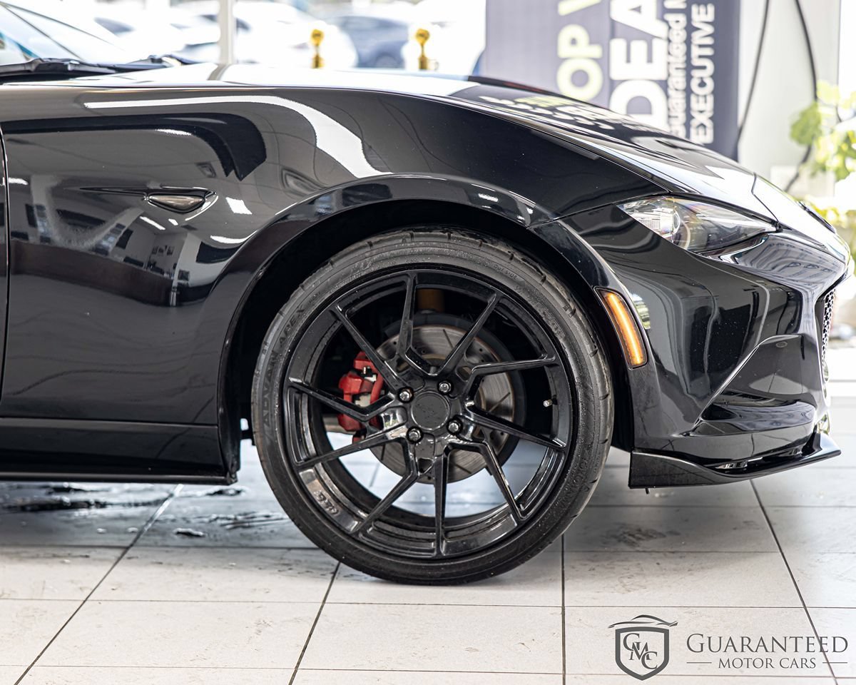 Used 2019 MAZDA MX-5 Miata Sport w/ I-ACTIVSENSE Sport Package RWD image 11