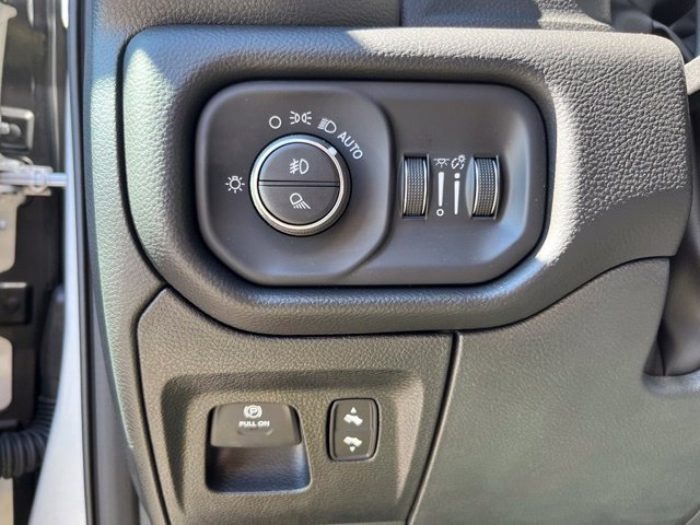 New 2026 RAM 1500 Laramie w/ Sport Appearance Package AWD/4WD image 27