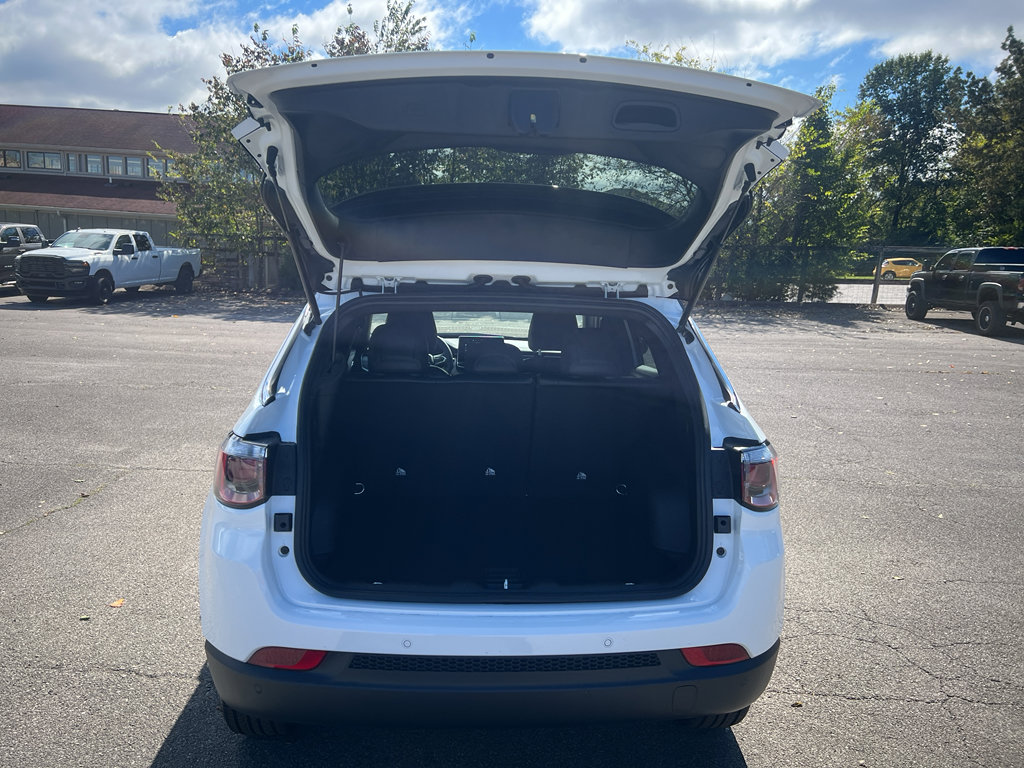 New 2026 Jeep Compass Limited image 17