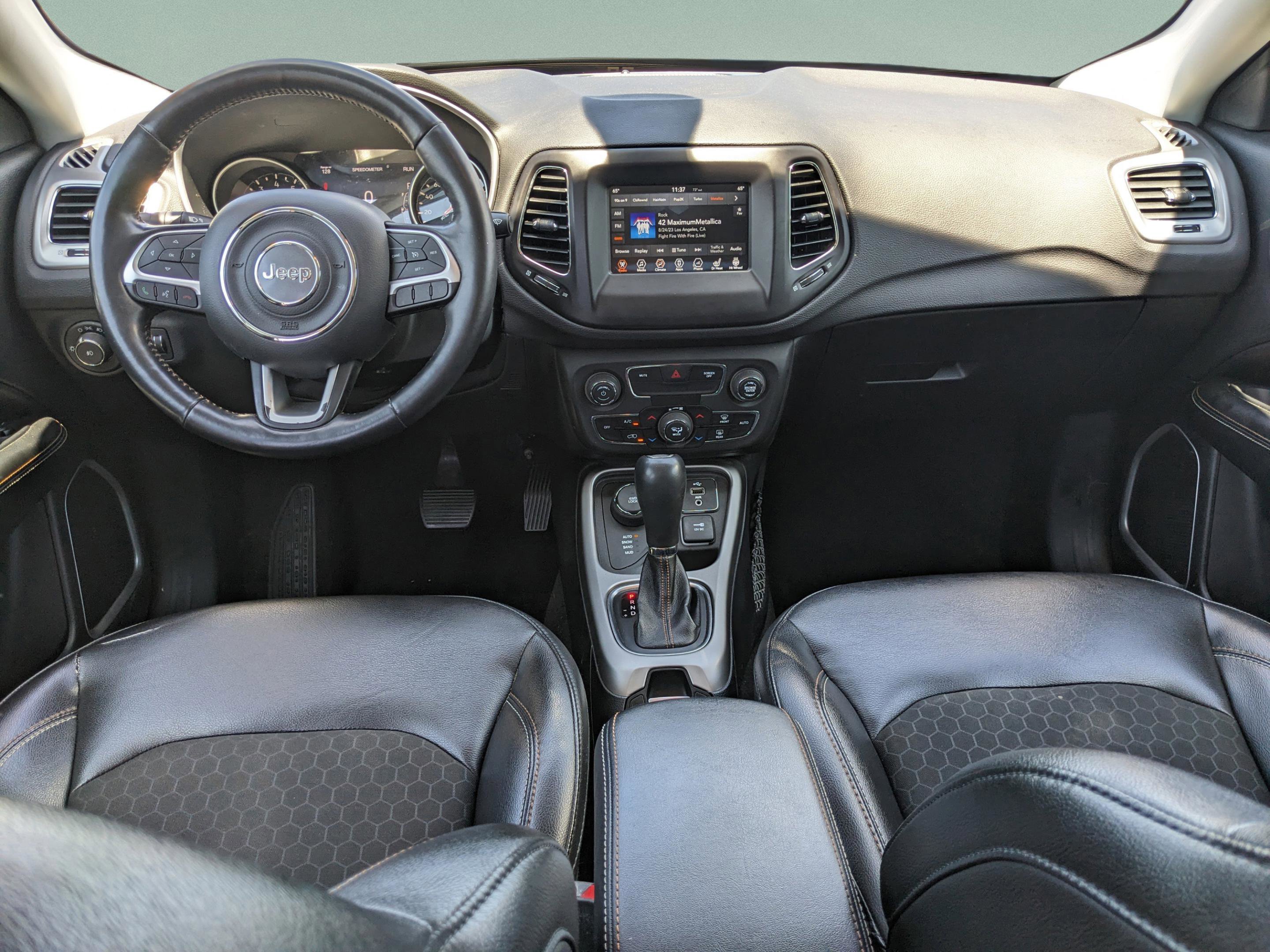 Used 2018 Jeep Compass Latitude w/ Popular Equipment Group image 13