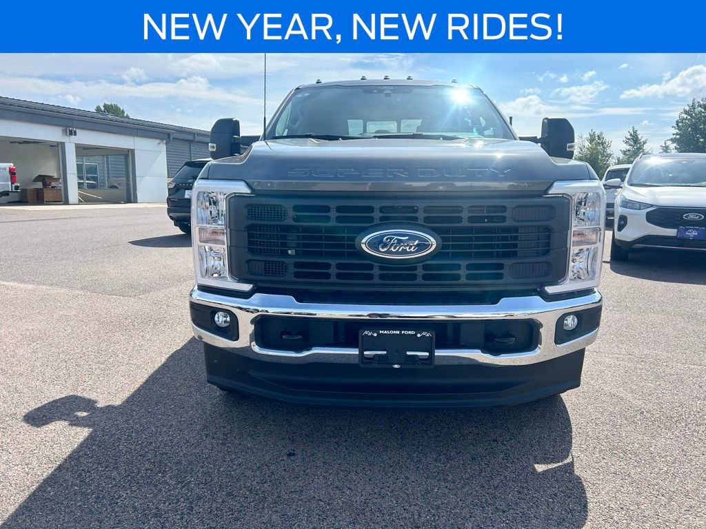 New 2025 Ford F250 XL image 8