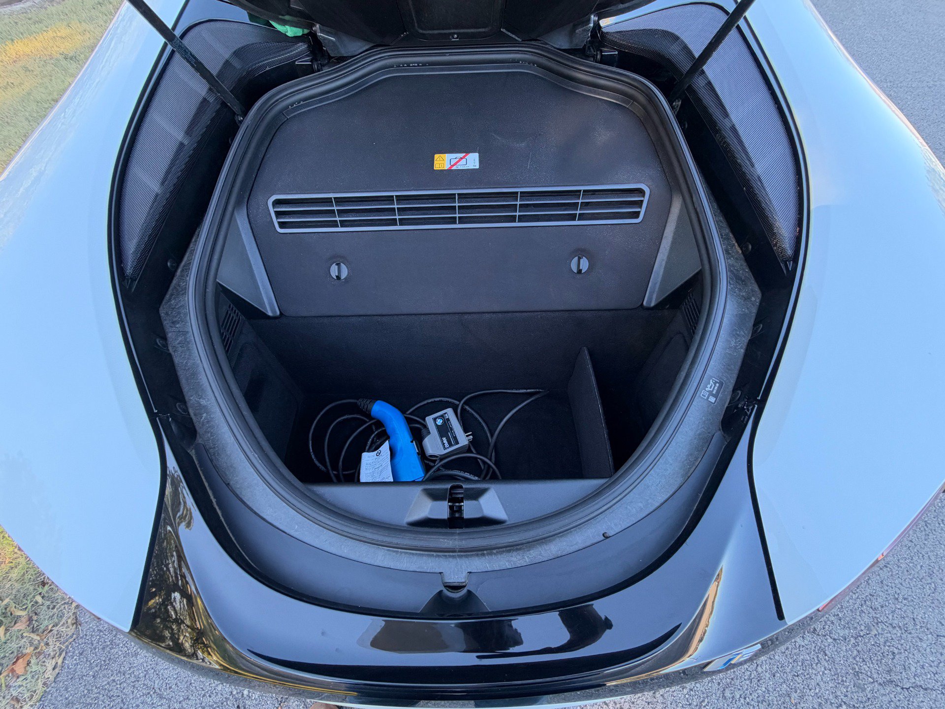 Used 2019 BMW i8 Roadster AWD/4WD image 41