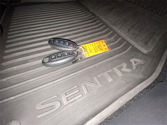 Used 2023 Nissan Sentra SV image 28