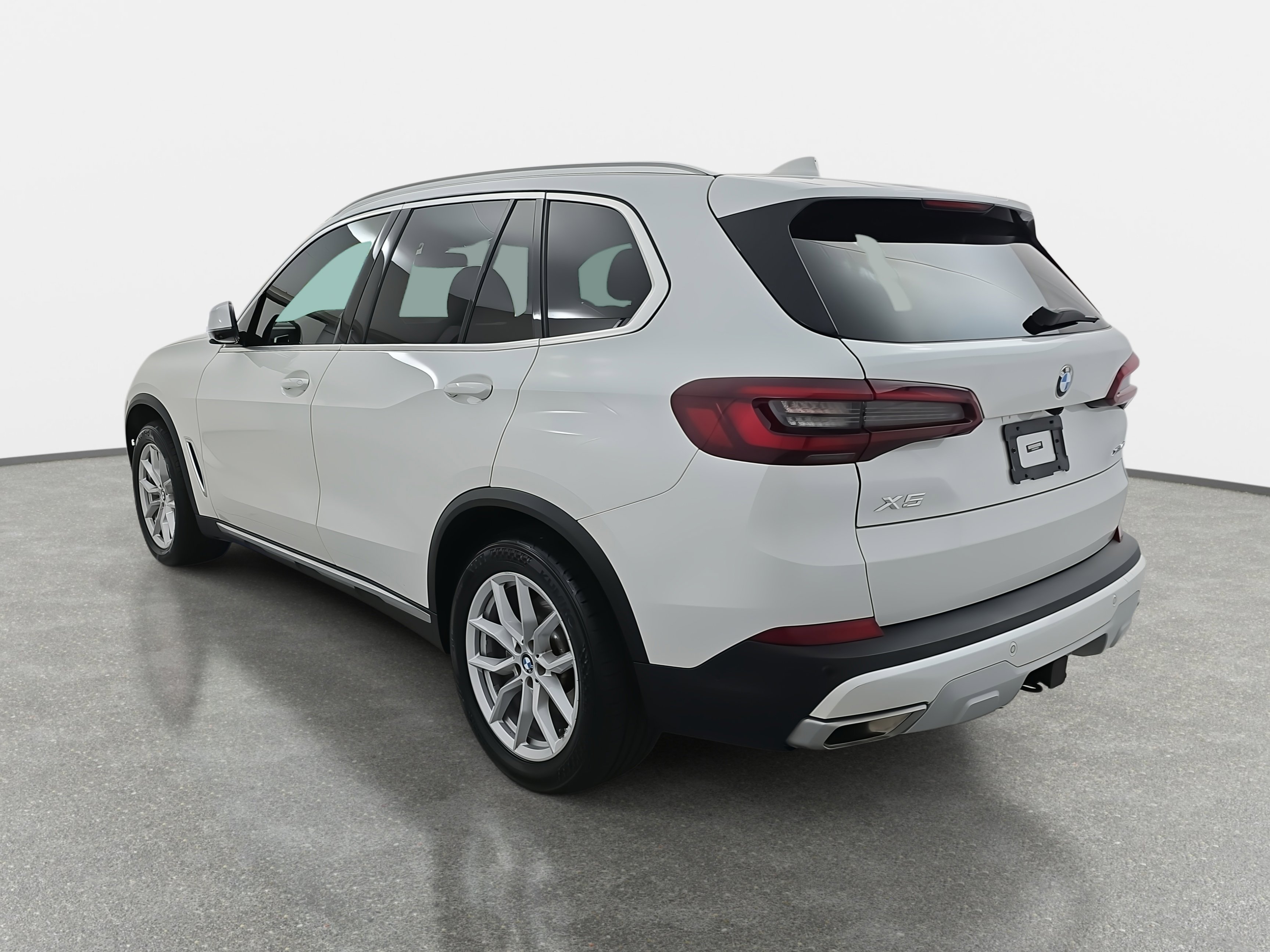 Used 2023 BMW X5 xDrive40i w/ Premium Package image 7