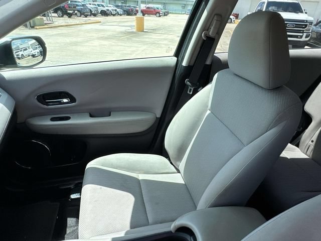 Used 2017 Honda HR-V EX image 19
