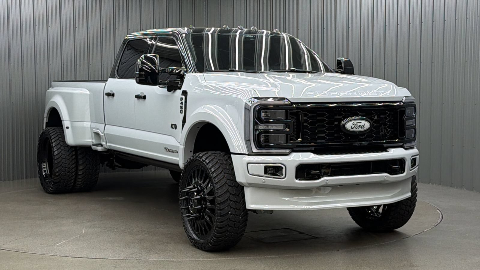 Used 2026 Ford F450 Platinum w/ Platinum Plus Package AWD/4WD image 7
