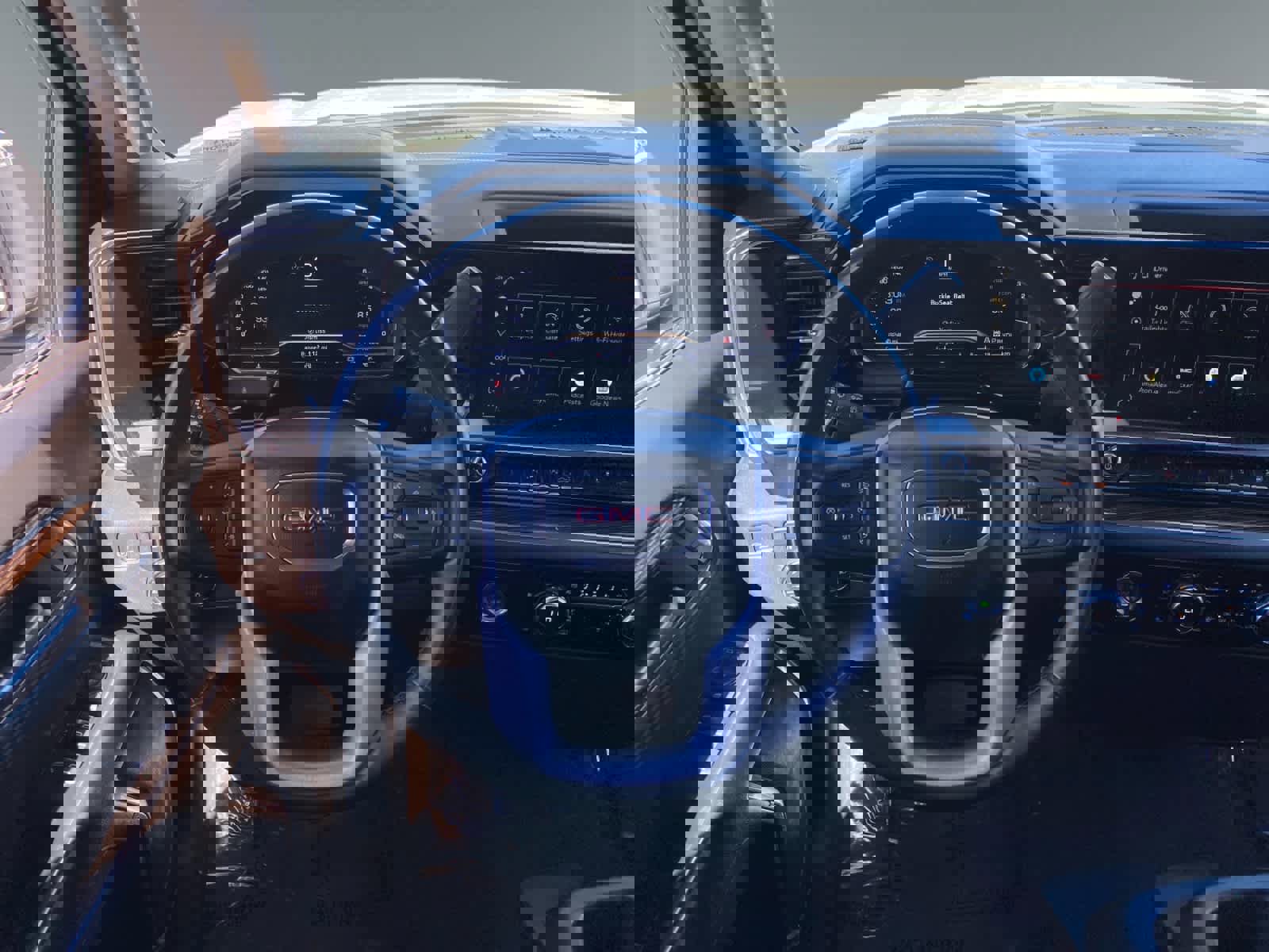 Used 2023 GMC Sierra 1500 SLE image 12