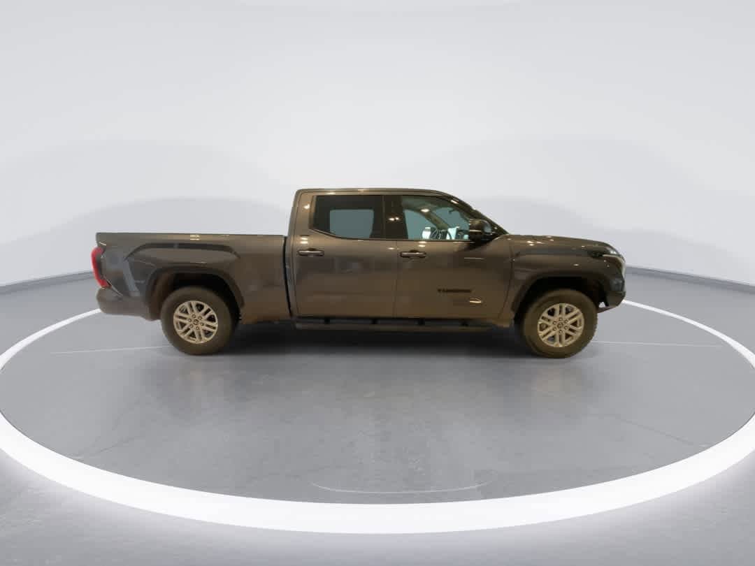 Used 2023 Toyota Tundra SR5 w/ SR5 Premium Package AWD/4WD image 9