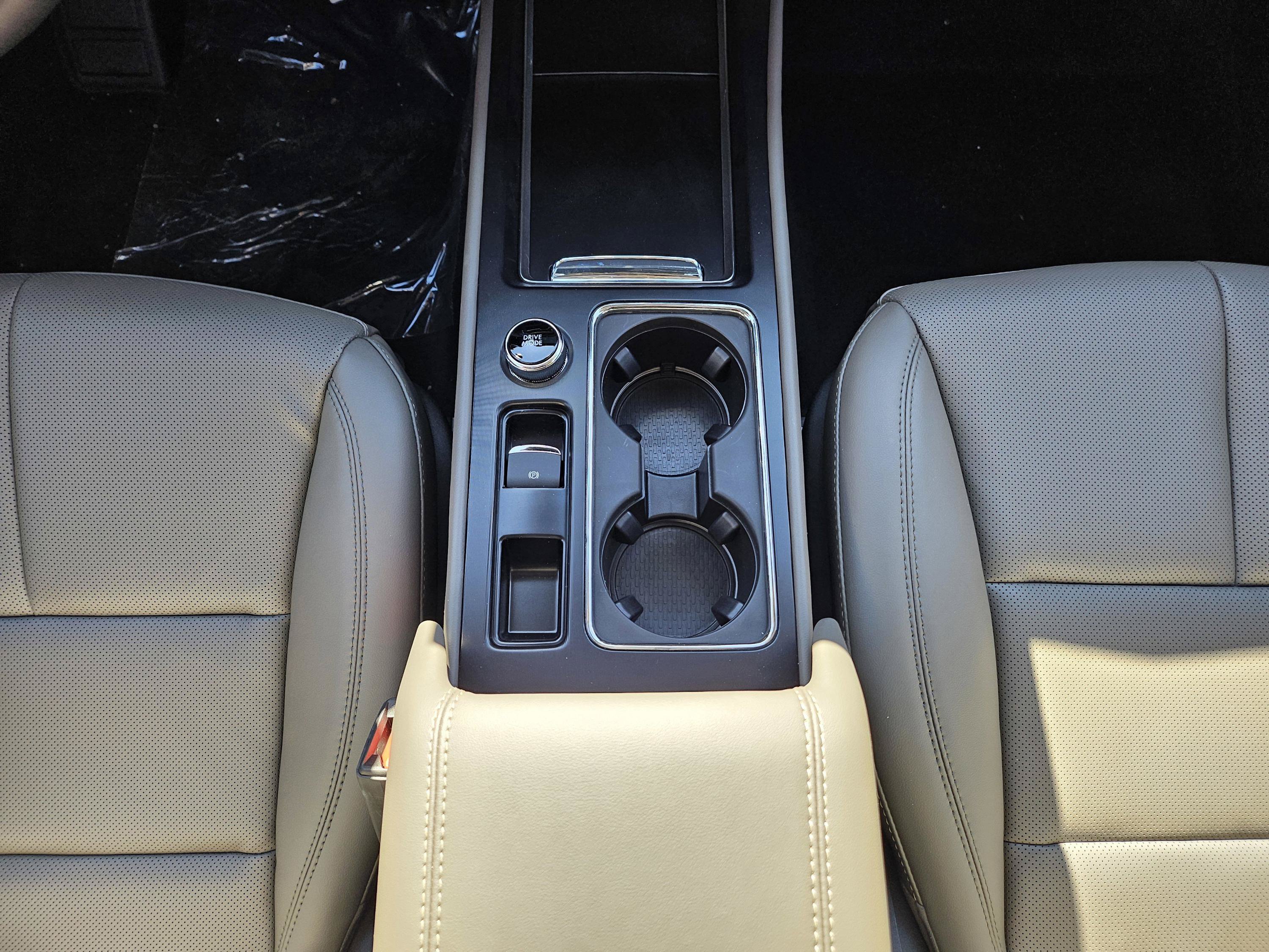 New 2026 Lincoln Corsair Premiere AWD/4WD image 19