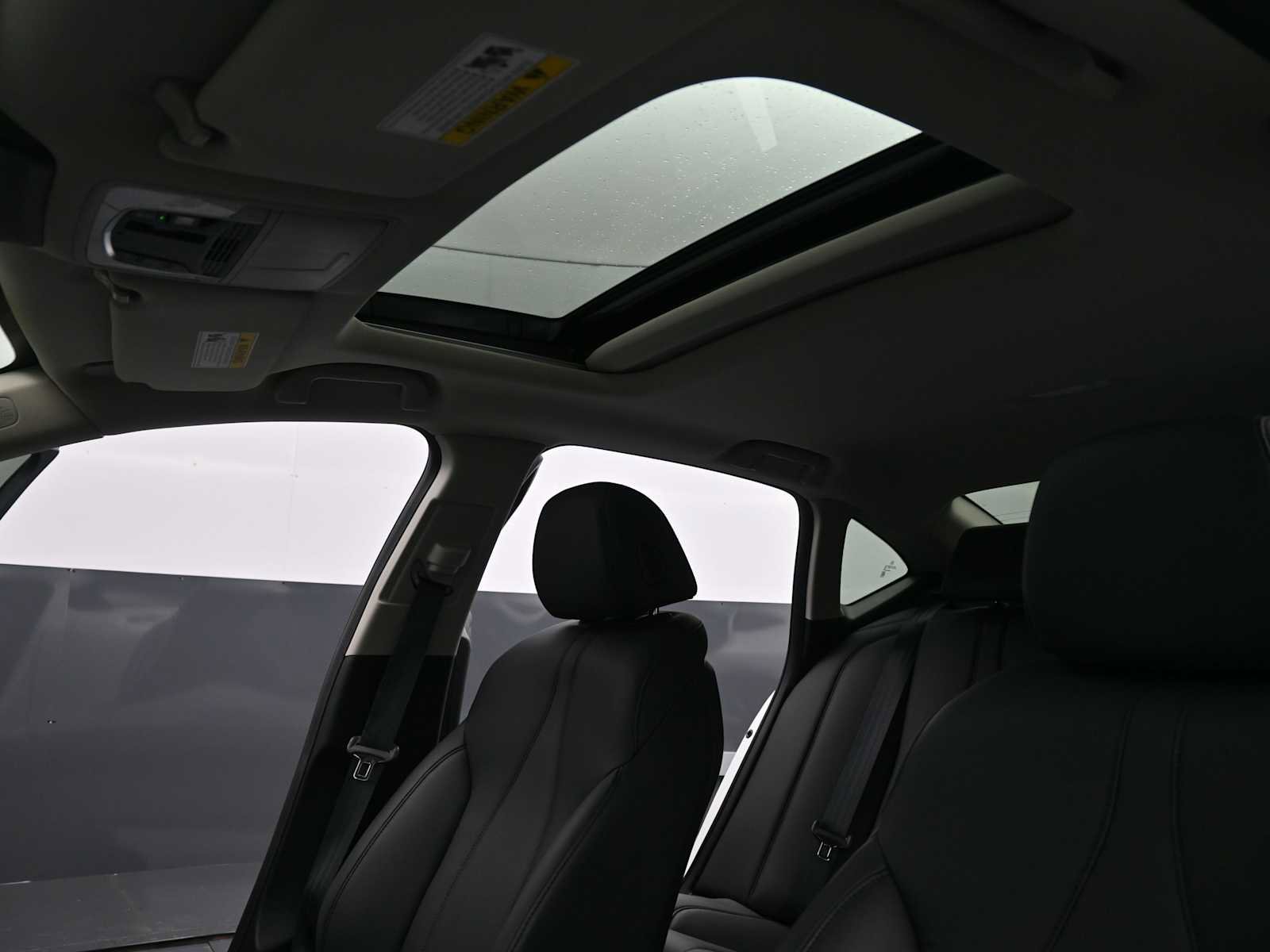 Used 2023 Acura TLX image 11