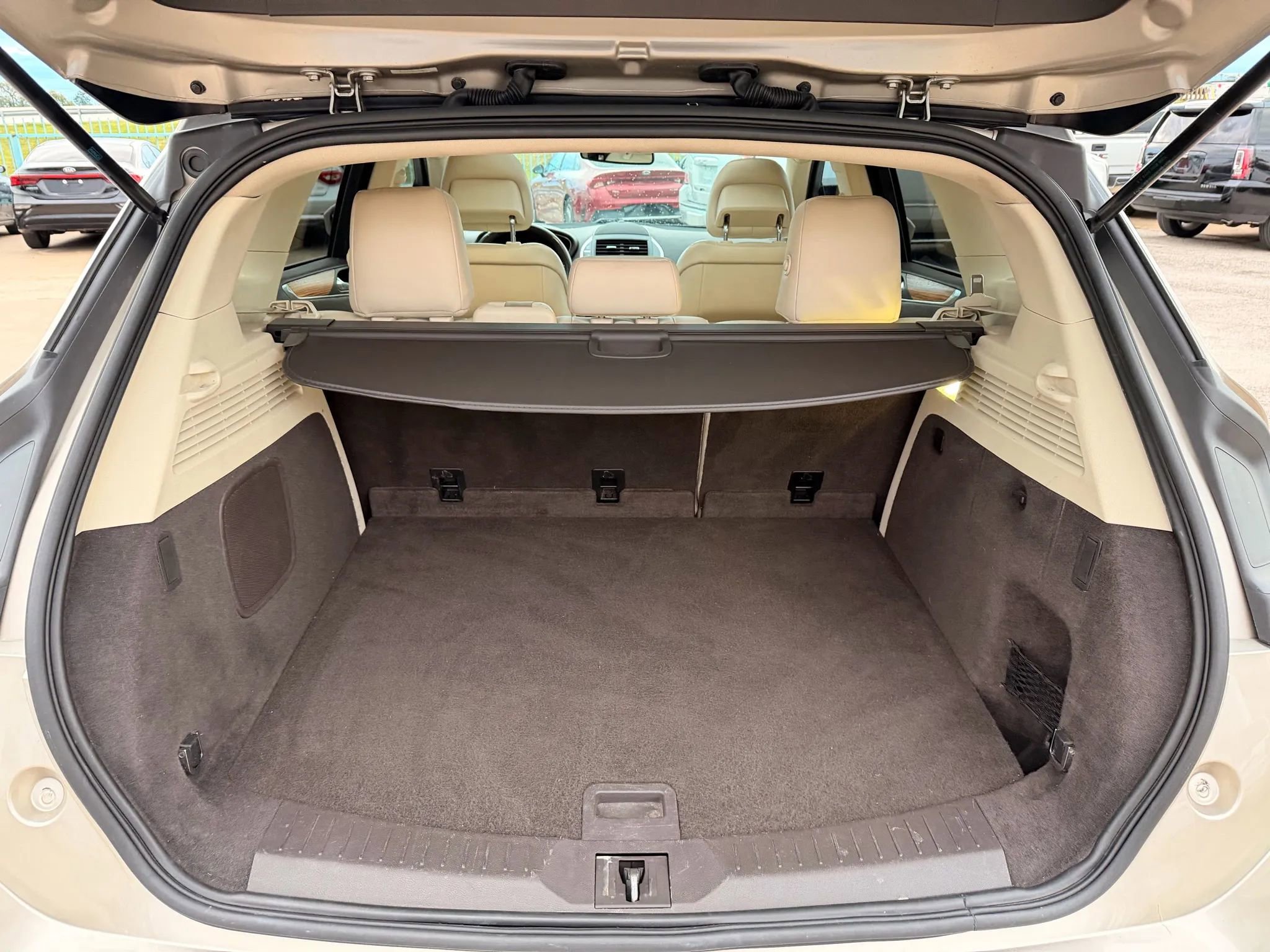 Used 2015 Lincoln MKC FWD w/ Equipment Group 101A Select image 13