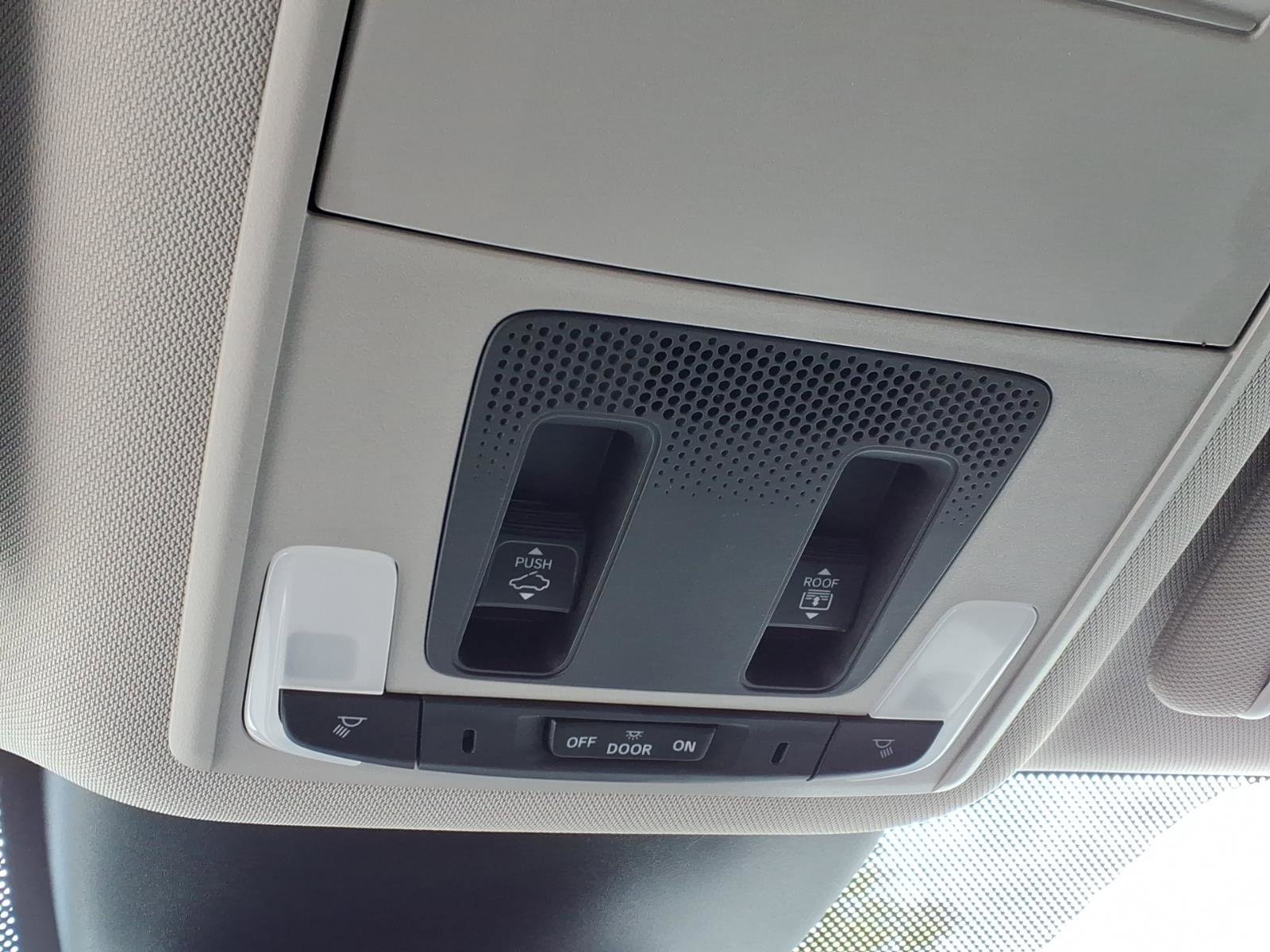 Certified 2024 Honda Pilot Touring image 24