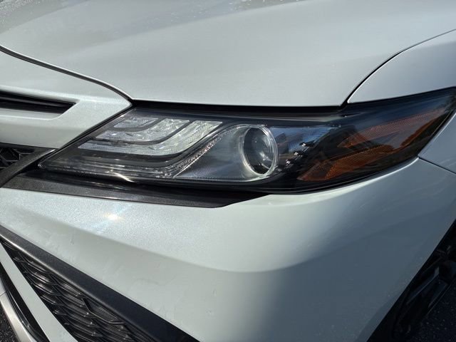 Used 2021 Toyota Camry XSE image 10