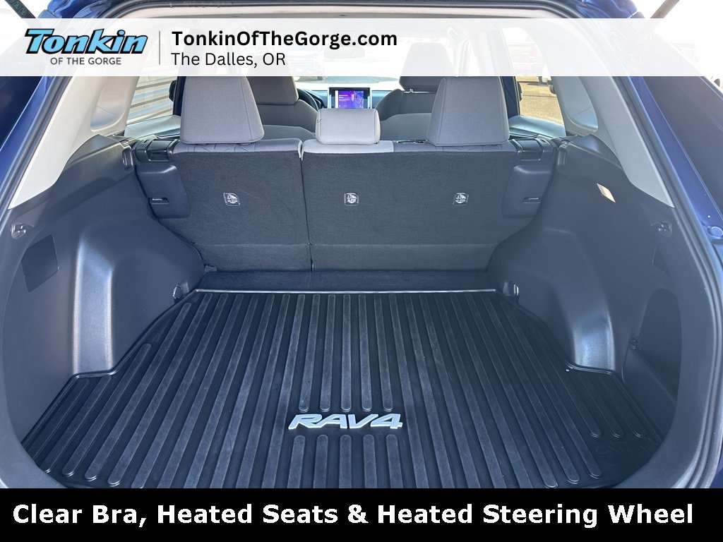 Used 2023 Toyota RAV4 XLE image 5