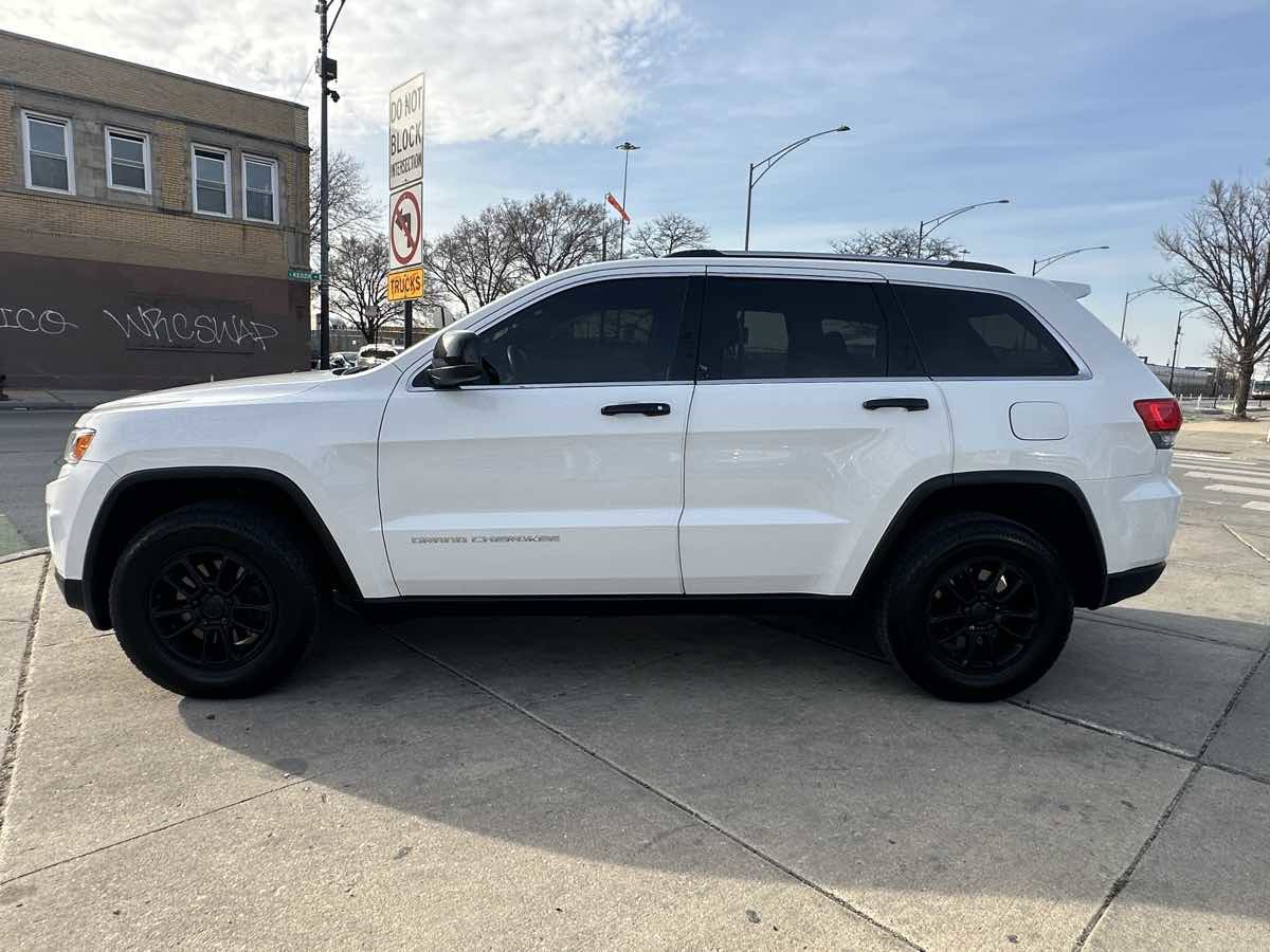 Used 2014 Jeep Grand Cherokee Laredo w/ Quick Order Package 23E AWD/4WD image 8