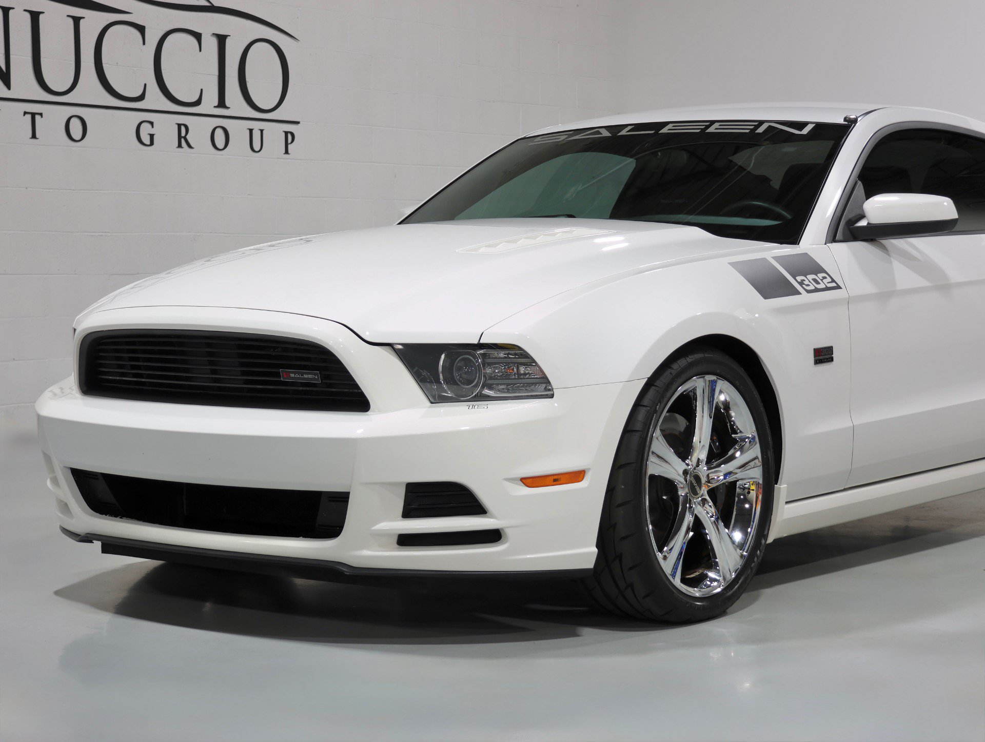 Used 2013 Ford Mustang GT RWD image 31