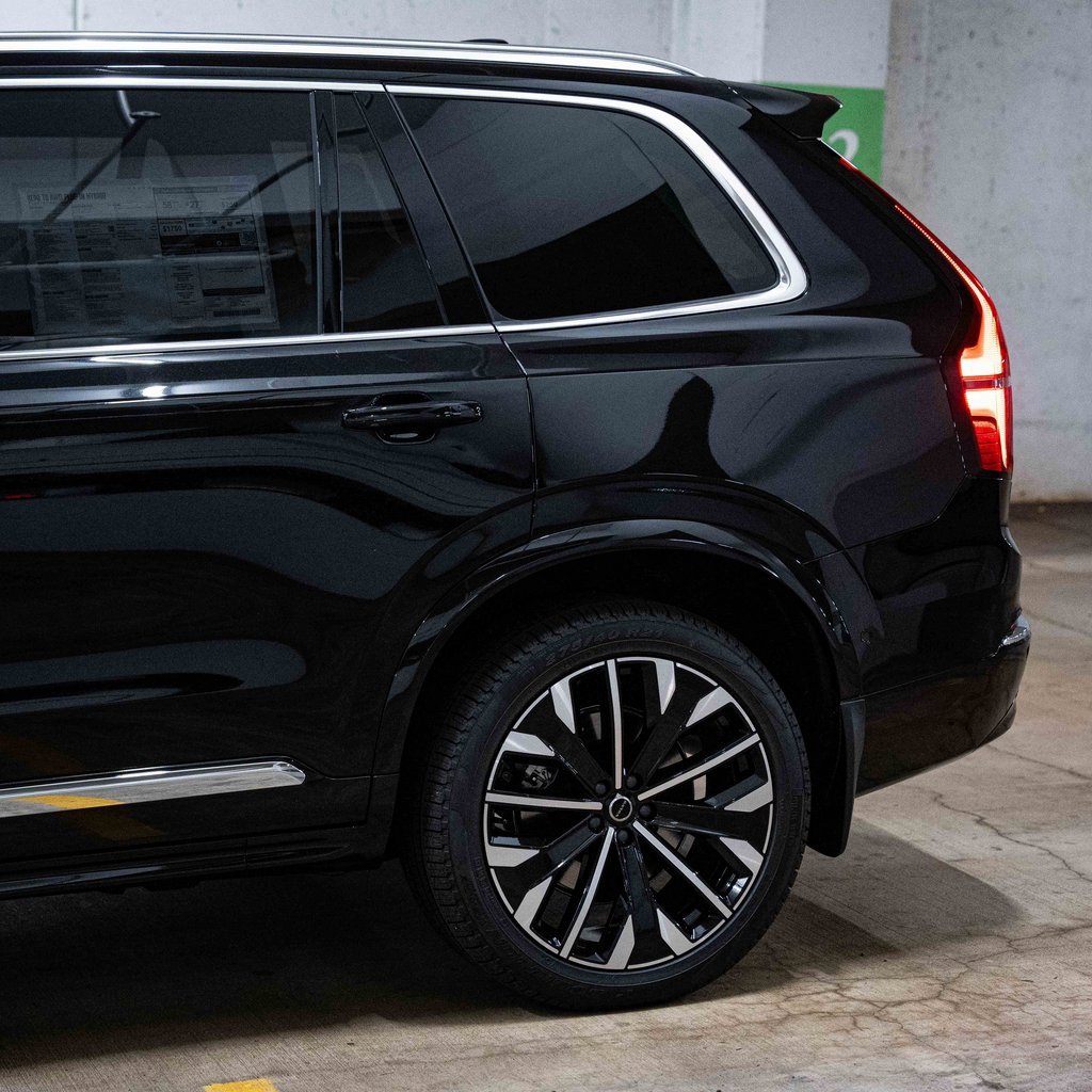 New 2026 Volvo XC90 T8 Plus image 4