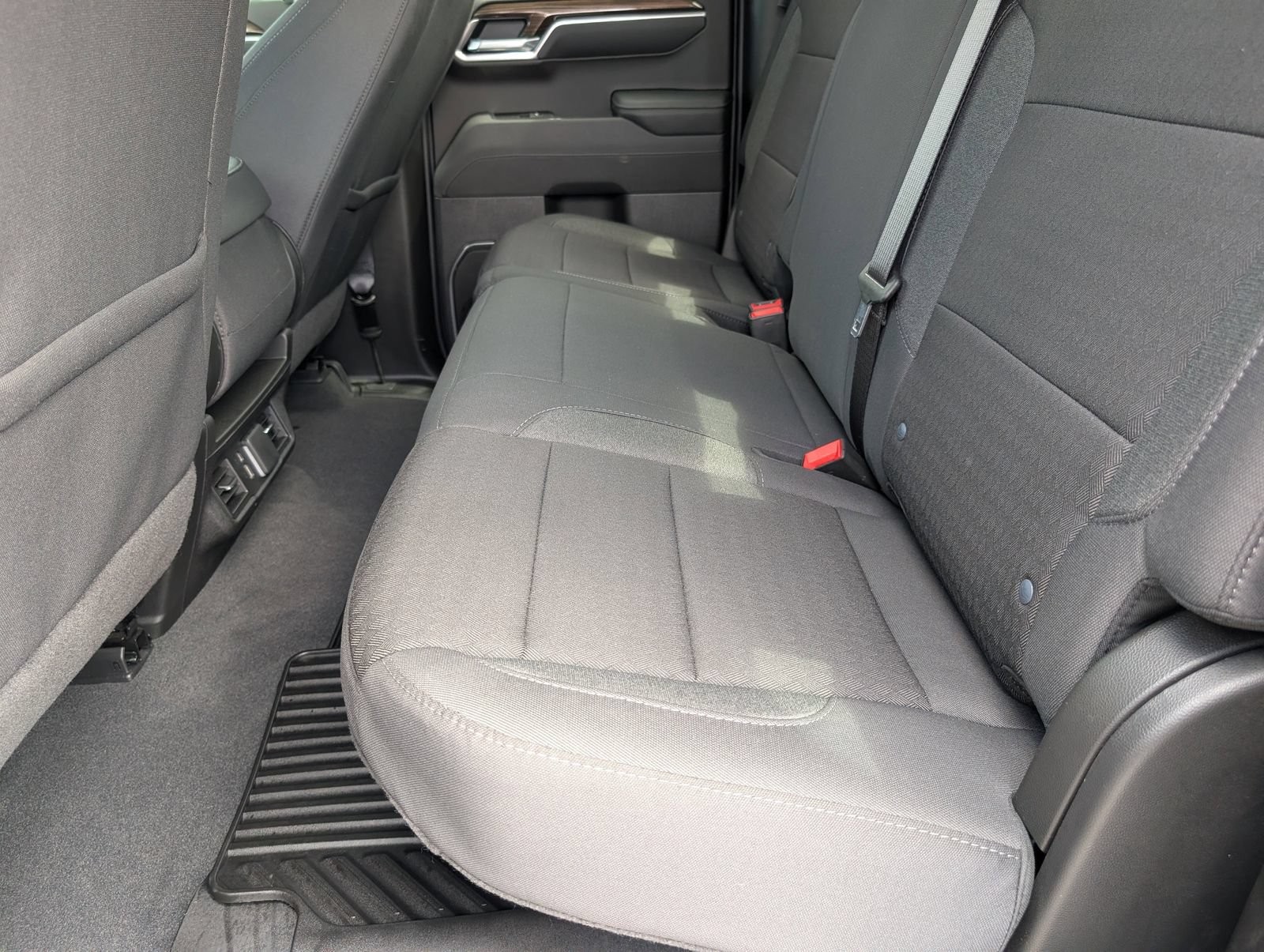 Used 2026 Chevrolet Silverado 1500 LT AWD/4WD image 16